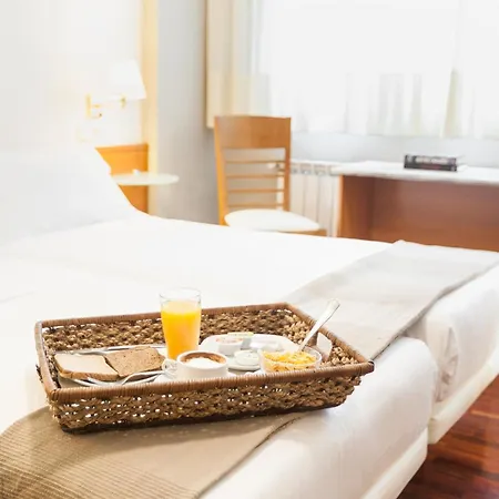 Hotela Hotel 2*